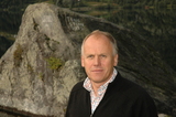 ting stein, ordf�rer i vestre slidre Eivind Brenna *** Local Caption *** IKKE DENNE GANGEN: Det ble ikke Tinget denne gangen heller for Venstres Eivind Brenna. Trygve Lien ting stein, ordf�rer i vestre slidre Eivind Brenna *** Local Caption *** IKKE DENNE GANGEN: Det ble ikke Tinget denne gangen heller for Venstres Eivind Brenna.