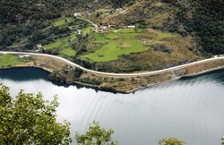 Otternes og Bøen teke frå Halsane 19.08.2009. Foto Håkon Loven