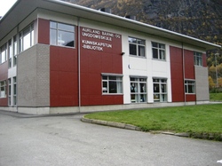 Aurland Foikebibliotek 13.10.10 Foto: Aurland kommune
