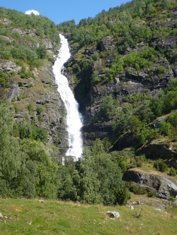 Turlifossen 08.08.2008 Foto: ALR Noralv Distad Turlifossen 08.08.2008 Foto: ALR Noralv Distad