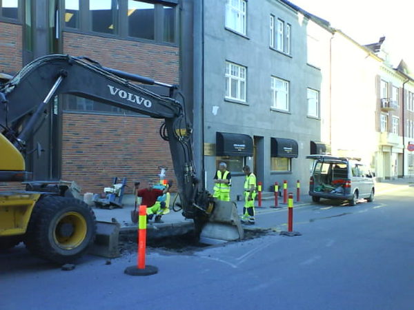 Arbeid på kommunal vei Arbeid på kommunal vei