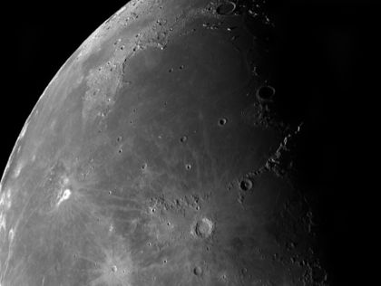 2  Måne bilde tatt med 150mm Maksutov_640x482