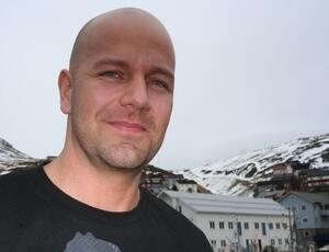 Portrett Tveit_300x230