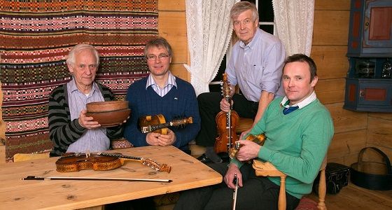 Honndalsmusikken: Svein Nesje, Kåre Tvinnereim, Svein Hjellbakk og Knut Jarle Kroken