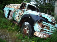old beat up truck 01
