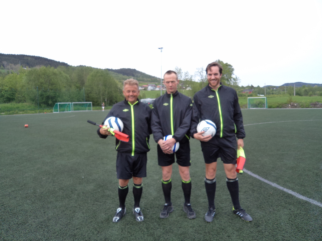 2015 Dommertrio EIL-Sunndal 05-06.jpg
