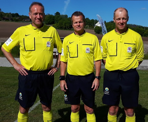2016 Dommertrio EIL-AK.jpg