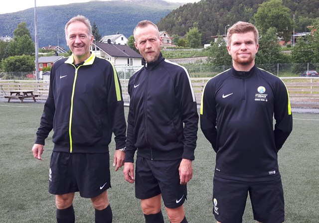 2016 Dommertrio ÅIF-EIL.jpg