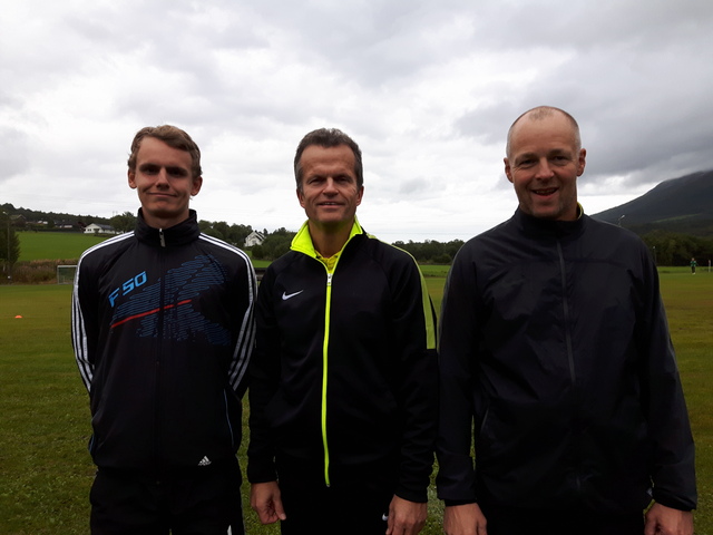 2016 Dommertrio EIL-Træff 2[1].jpg