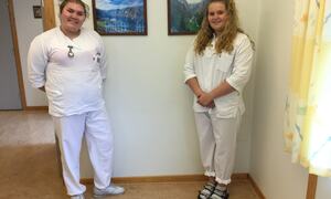 Lærlingar i helsefagarbeidarfaget, Siri og Maria
