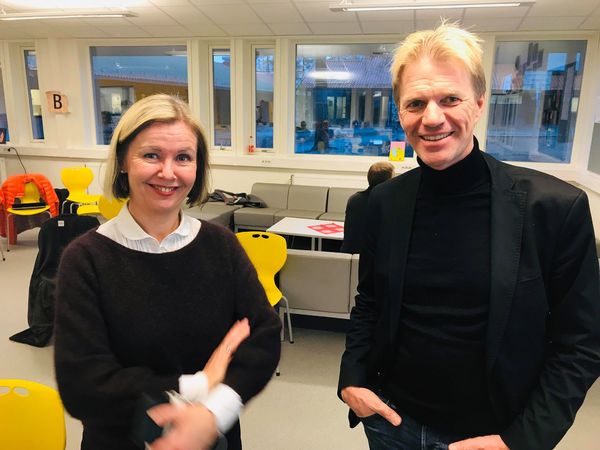 Rådmann Alice Reigstad og Halvard Moe fra KS-konsulent