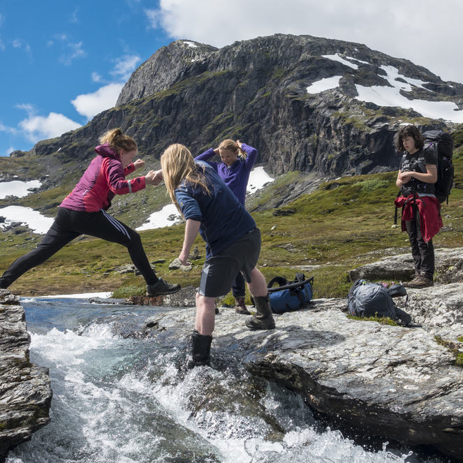 Ungdommer i Aurlandsdalen