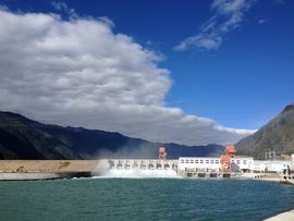 hydropower-2190422_1280