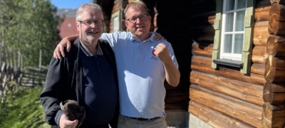 Trond Hagen (tv) og Audun Bringsvor er enige om at tida er inne for å slå de to hytteeierorganisasjonene sammen. Foto: Erik Helli/NHF