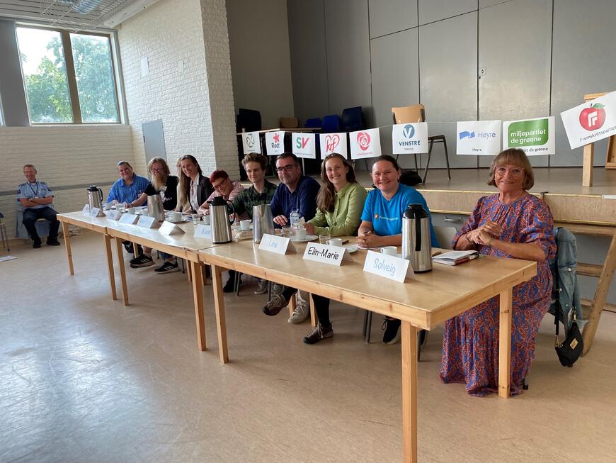 Bilde av lokalpolitikerne som stilte til valgdebatt i Trondheim