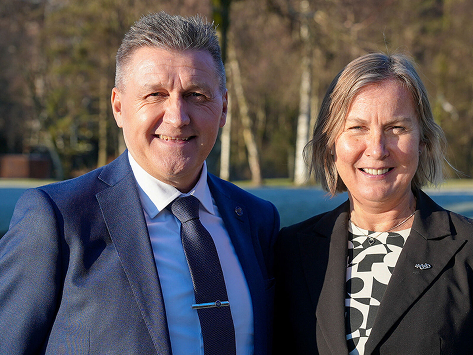 Rektor Karl Erik Arnesen og direktør Elisabeth Aarsæther (Foto: DSB)