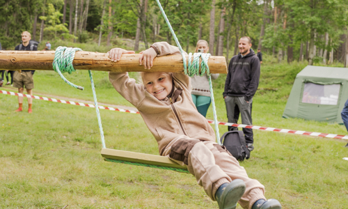 Det finnes aktiviteter for både store og små over hele landet gjennom Friluftslivets uke. Paulina Cervenka / Norsk Friluftsliv