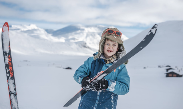 De betjente DNT-hyttene er fine for barnefamilier som vil bo på samme sted over flere dager. Foto: Linn Holstad Hines