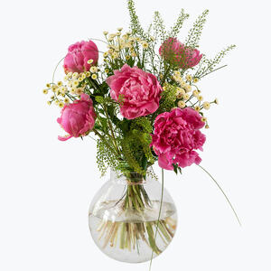 250304_peoner_interflora_blomster