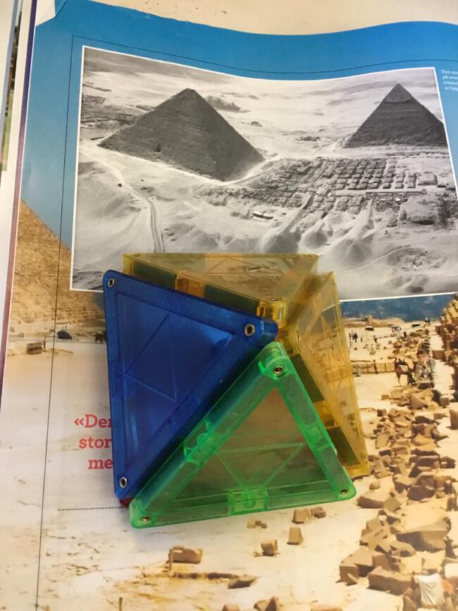 Forsidebilde Skogen April 2025