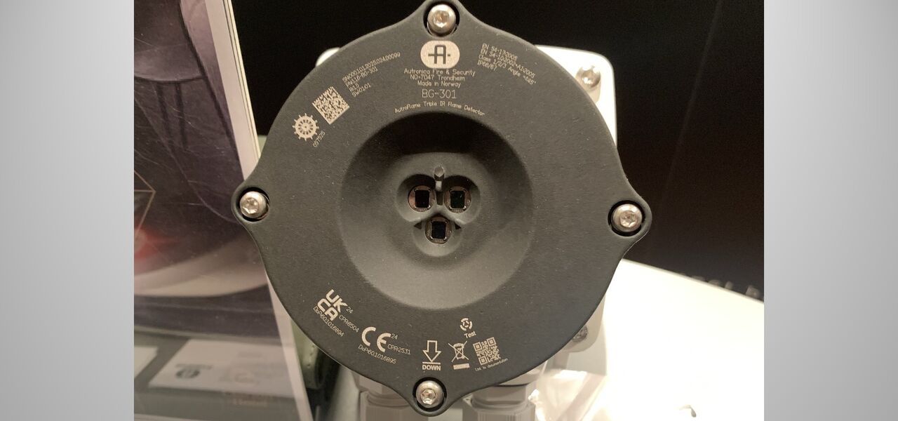 AutroFlame BG-301 har enkel montering og installasjon, og man blir ikke blendet av oljefilm på vinduet.