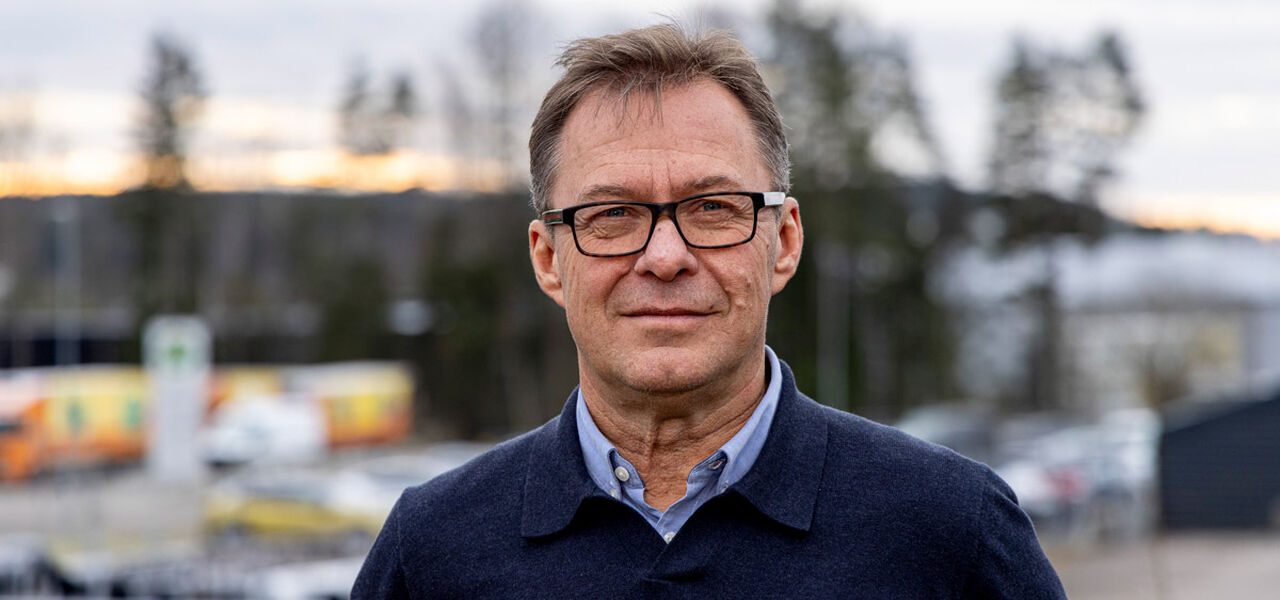 Jørn Davidsen, styreleder i Brannfaglig fellesorganisasjon, reagerer på forslaget til Selvaag Bolig om å redusere brannsikkerheten.