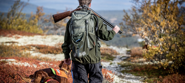 Hunder og jegere gleder seg til høsting. Torgeir W. Skancke NJFF