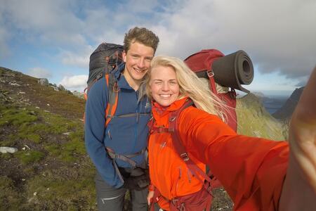 8 av 10 blant de mellom 18 og 29 år lar seg inspirere til tur og friluftsliv gjennom sosiale medier. Foto: Sigbjørn Bøtun / Norsk Friluftsliv