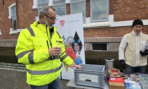 Bord med beredskapsutstyr