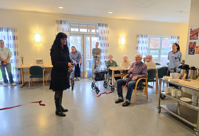 Rubina Rikheim klipper snor