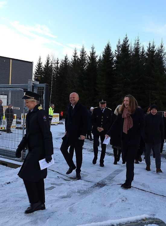 Nedleggelse av grunnstein på fengselet på Ilseng