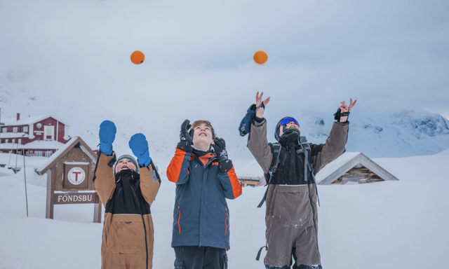 Nå åpner Fondsbu til vinterferien! Linn Holstad Hines Nå åpner Fondsbu til vinterferien! Linn Holstad Hines