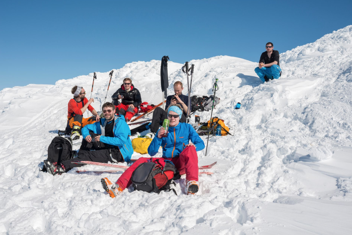 Mange ønsker seg nok en deilig solvegg i løpet av påskeferien. Getty Images Mange ønsker seg nok en deilig solvegg i løpet av påskeferien. Getty Images
