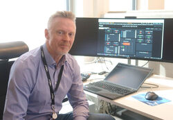 Kontroll på maskinene i pukkverket