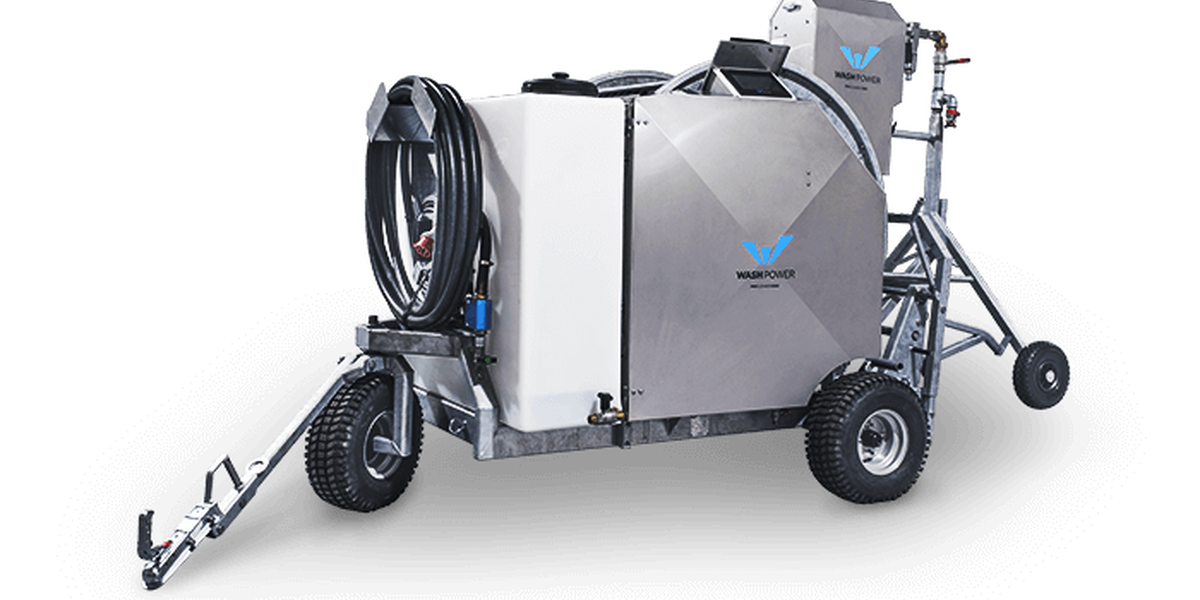 Washing-robot-broiler-poultry-700x462-1