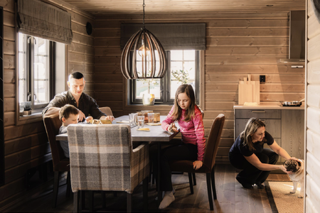 Ferie på hytta er en av de mest klimavennlige ferieformene. (Foto: Familiehytta)