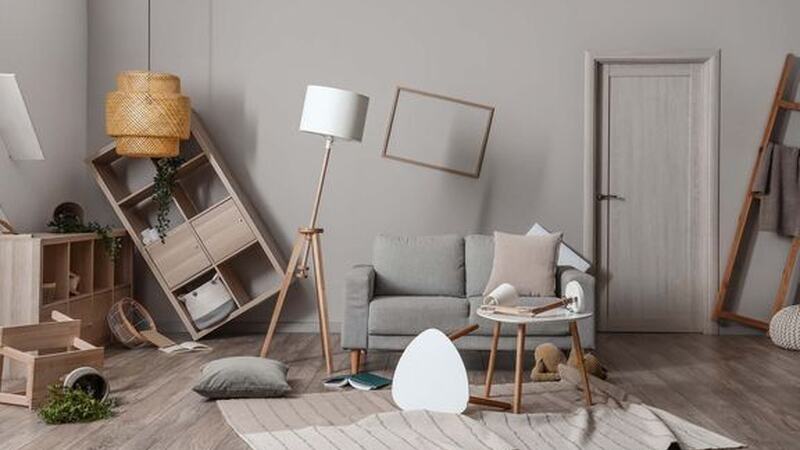 Tyveri og hærverk som skjer i hus, hytter og leiligheter som leies ut til andre er ikke nødvendigvis dekket på egen innboforsikring. FOTO: Shutterstock - Tryg Forsikring