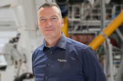 – Konseptet med Cemonite er en god historie, det er sirkulær økonomi og det blir mindre utslipp. Dette helt i tråd med våre bærekraftmål, sier prosjektleder John Andreas Hjelset i Schneider Electric AS. (Foto: Schneider Electric) Stort potensial for miljøvennlig betong