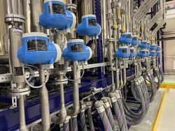 Mengde- og temperaturmålinger er blant de viktigste parameterne for produksjon av maling. Mesternes malingsmester
